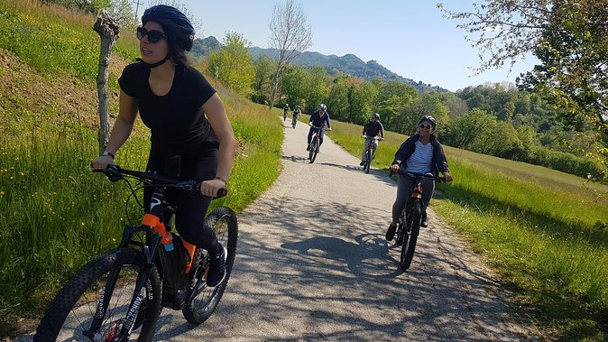 Bike Tours On The Wine Route Prosecco Valdobbiadene Unesco - Itinerary Overview