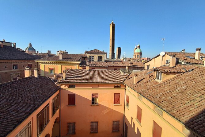 Bologna in One Day: Art, History and Gastronomy - Indulging in Bolognas Culinary Delights
