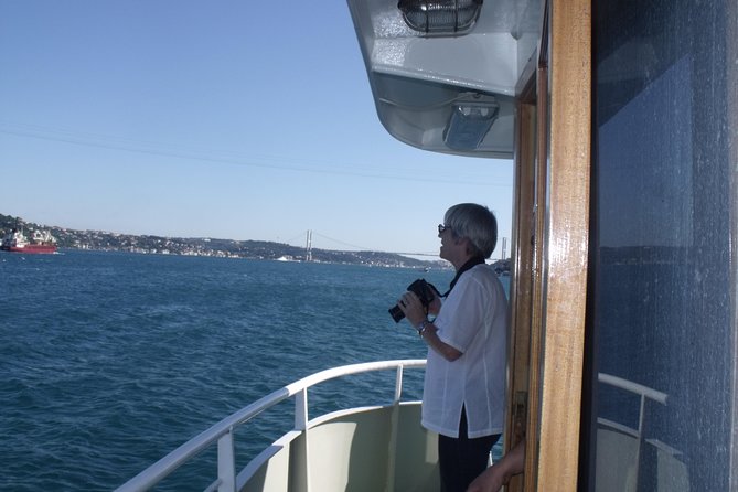 Bosphorus and Black Sea Half-Day Cruise From Istanbul Included Guide and Lunch - Positive Experiences and Scenic Views