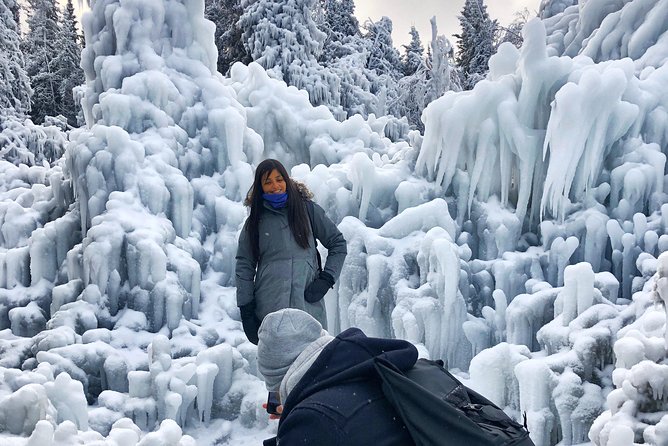 Bruce Peninsula Winter Hike - Small-Group Tour for Personalized Attention