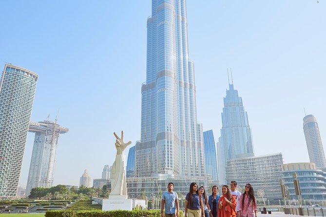 Burj Khalifa, Dubai Mall, Downtown Plaza and Dubai Opera Walking Tour - Common Questions