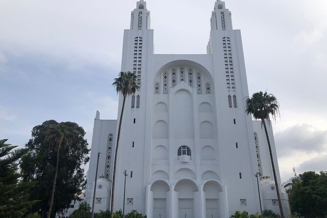 Casablanca and Morocco Shared Walking Tour With Licensed Guide - Additional Information