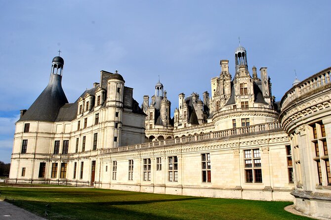 Chambord Castle Private Visit & Exclusive Wine Tasting From Tours - Exploring the Castles History