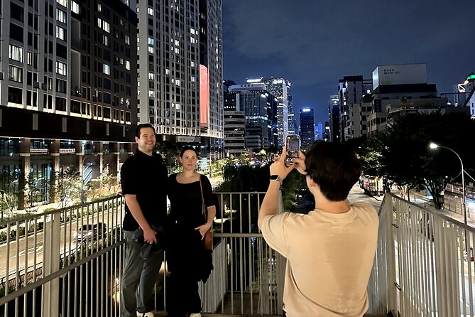 Cheonggyecheon Night Walk Tour With Korean Young Locals - Experienced Korean Young Locals as Guides