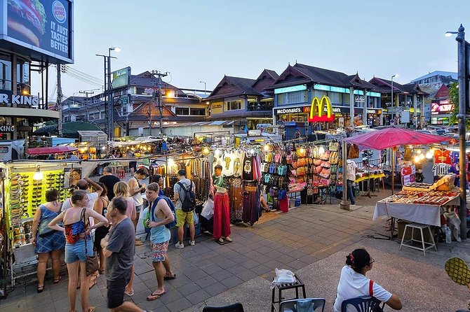Chiang Rai Food & Night Market Walking Tour With Local Host - Exploring the Night Market
