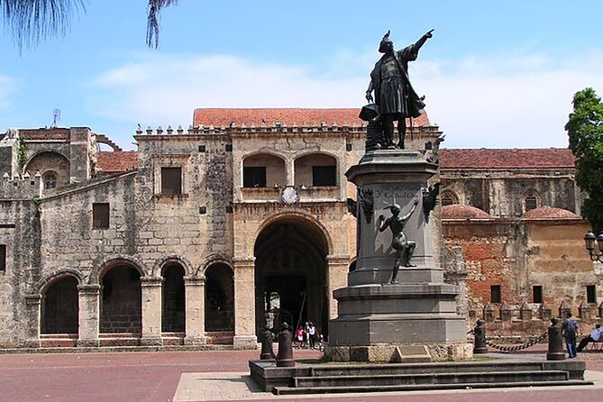 City Tour in Santo Domingo Leaving From Punta Cana - Average Tour Experience in Santo Domingo