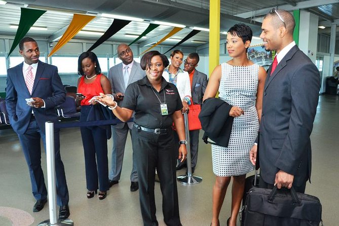 Club Kingston VIP Lounge & Fast-Track Entry at Norman Manley - Food Options and Reviews