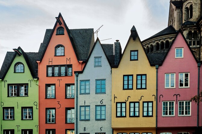 Cologne Scavenger Hunt and Best Landmarks Self-Guided Tour - App Navigation Tour