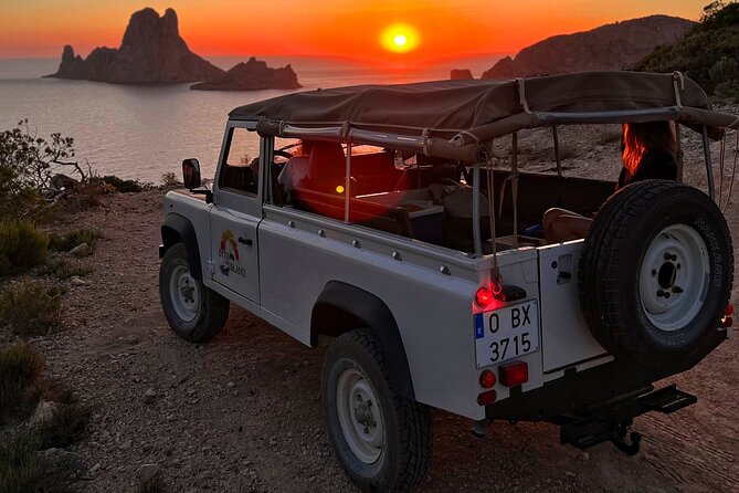 Combo : Boat, 4x4, Hiking in Es Vedra for Sunset - 4x4 Adventure to Fishing Cove