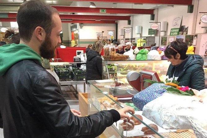 Como Food Tour and the Farmers Market - Questions