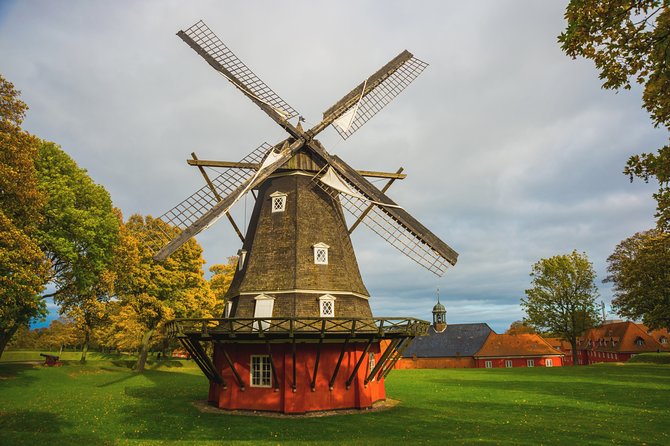 Copenhagen Private Full Day Tour With Lunch & Gastro Experience - Historical Landmarks
