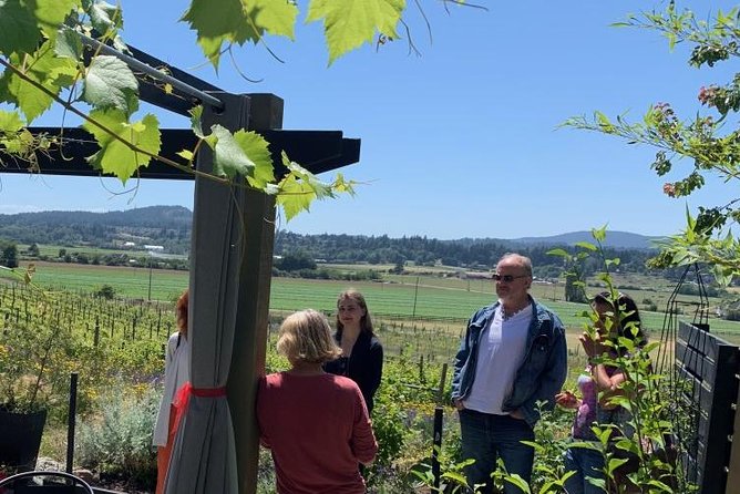 Cowichan Valley Premium Wine Tour - Additional Information