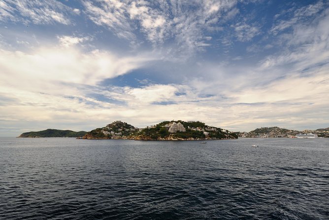 Coyuca Lagoon Tour in Acapulco - Leisurely Cruise Along Coyuca Lagoon