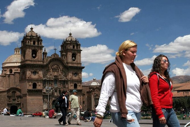 Cusco Airport Departure Transfer - Comfortable Seats and Amenities