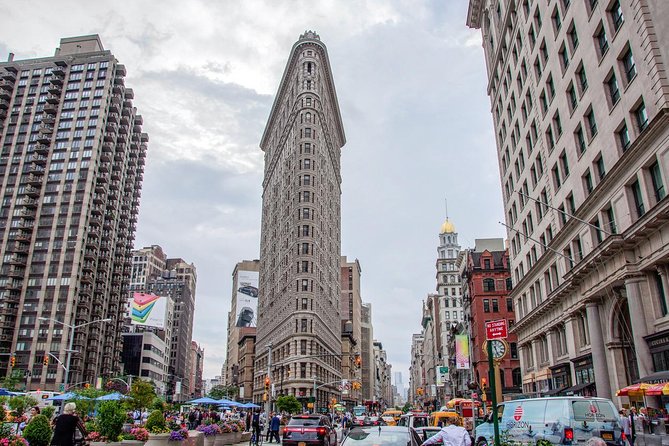 Deluxe Private New York City VIP Tour by SUV: Best of Nyc. Select 3 or 5 Hours - Historic Neighborhoods to Explore