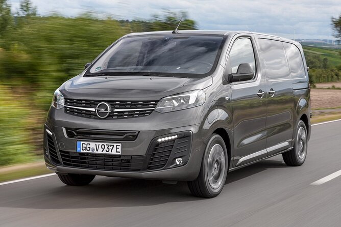 Departure Private Transfer Riga City to Riga Airport RIX by Minivan - Common Questions