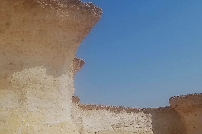 Doha: West Coast Tour , Richard Serra Sculpture, Zekreet - West Coast Itinerary