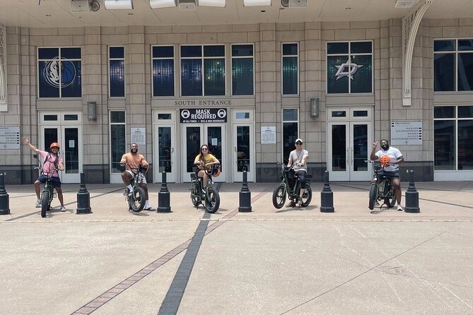 Downtown Dallas Sightseeing & History 2 Hour E-Bike Tour - AT&T Discovery District