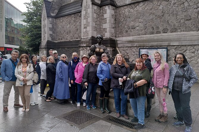 Dublin in 2.5 Hours With Failte Ireland Certified Guide. Dessert and Coffee Included - Tour Highlights