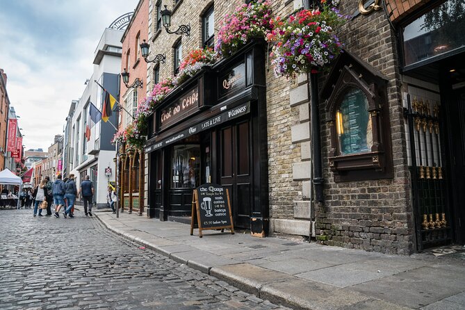 Dublin Old Town: Famous Pubs Outdoor Escape Game - End Point and Cancellation Policy