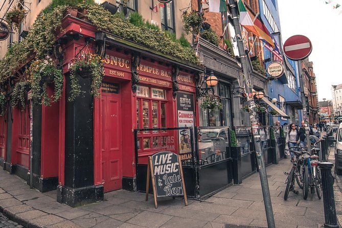 Dublin Private Custom Tour, Off-The-Beaten-Path in Temple Bar With a Local - Exploring Temple Bars Hidden Gems