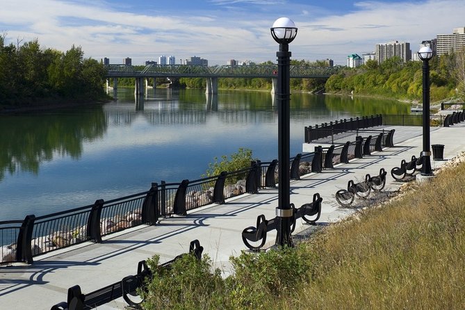 Edmonton Scavenger Hunt: Alberta's Charming Capital - Common Questions