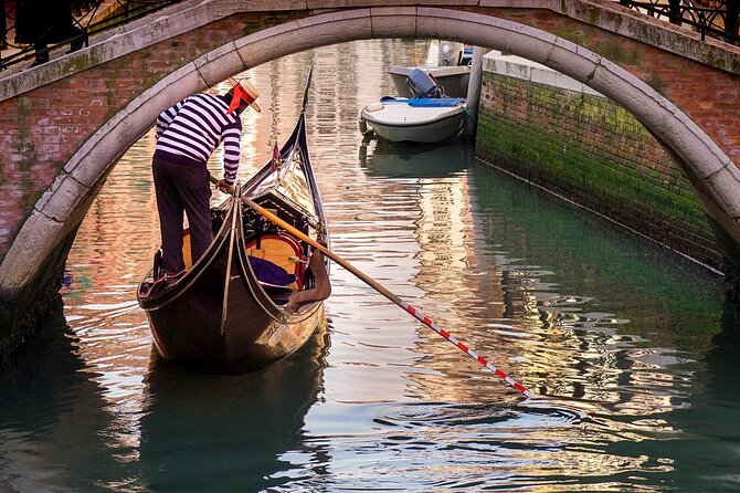 Enchanting Venice - Private Gondola Experience - Important Information and Restrictions