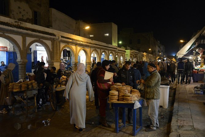 Essaouira Guided Tour: 3 on 1 - Nightlife Tour, Live Like a Local & Street Food - The Sum Up