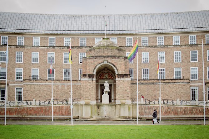 Exclusive Private Guided Tour Through the History of Dublin With a Local - Cancellation Policy