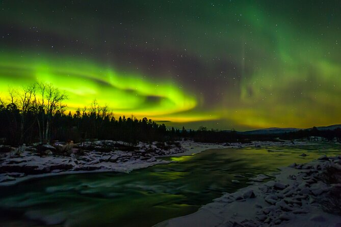 Experience the Majestic Auroras Kiruna-Abisko & Tipi Dinner - Captivating Nighttime Photography Opportunities