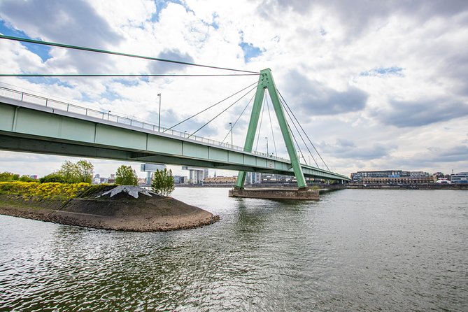 Explore Cologne in 1 Hour With a Local - Questions and Terms