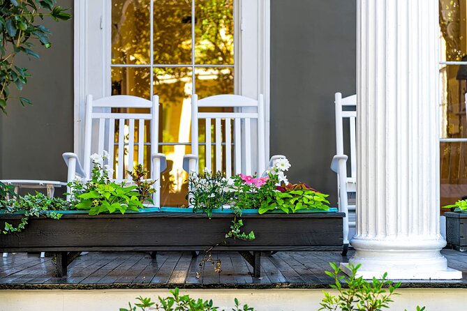Explore New Orleans Garden District: Private 2-hour Walking Tour - Questions and Price