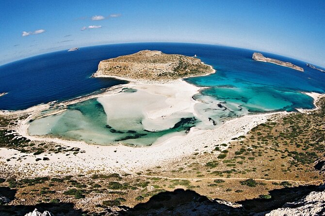 Explore the Breathtaking Beauty of Balos Lagoon - Discovering the Unique Wildlife