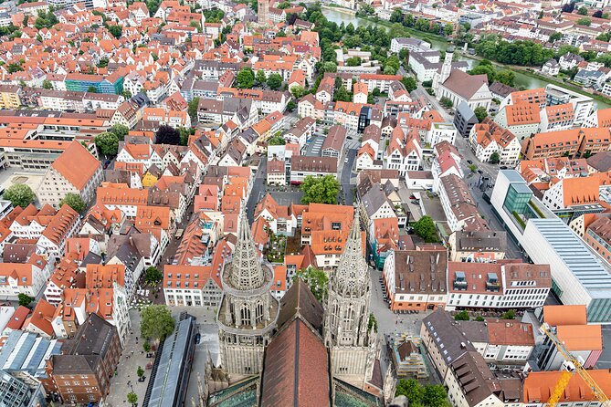 Explore the Instaworthy Spots of Münster With a Local - Capture the Beauty of Münsters Architecture