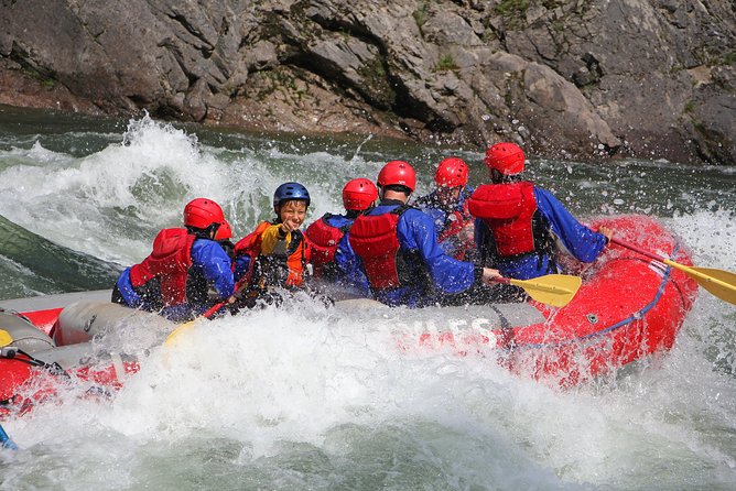 Family Friendly Whitewater Rafting - Wells Gray Provincial Park