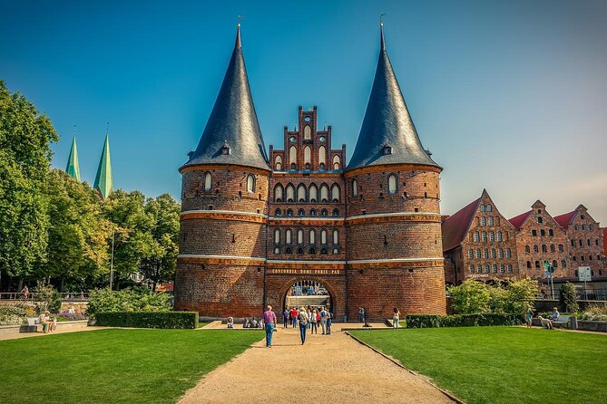 Fascinating Pearls of Lubeck - Guided Walking Tour - Cultural Delights and Local Traditions
