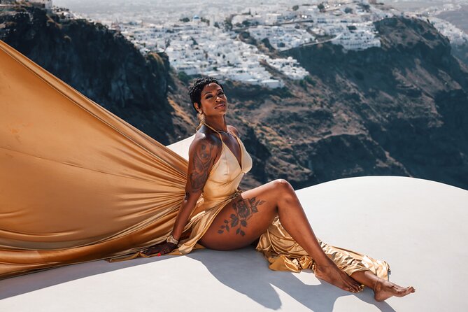 Flying Dress Photoshoot in Santorini With Pick up - Recommendations From Previous Travelers