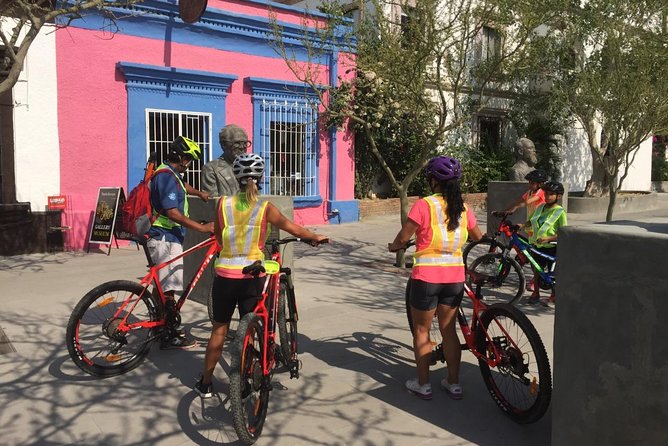 Following the Bike Lane, Discover the Main Attractions of San José Del Cabo - Uncovering the Main Square