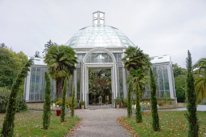 From Brunswick Monument to the Botanical Garden: A Self-Guided Audio Tour - Botanical Garden: A Serene Escape in the Heart of the City