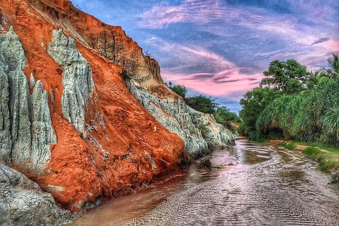 From Da Lat to Mui Ne Day Trip "Sunset Tour" Private Jeep - Reviews