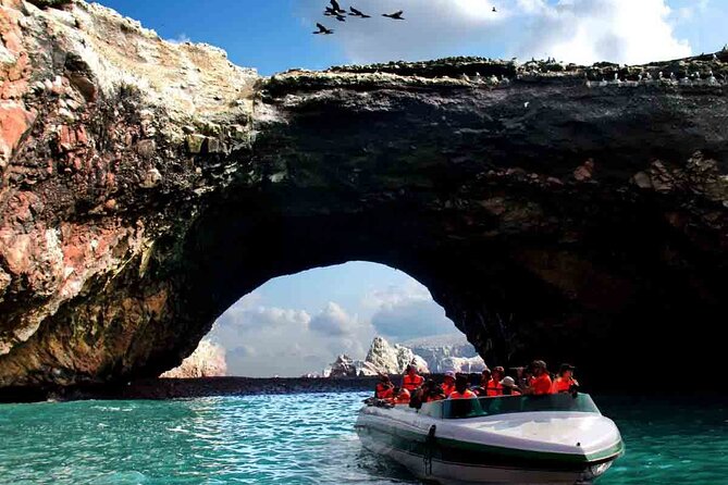 Full Day Tour in Paracas Ica and Huacachina From Lima - Tour Experiences and Attractions