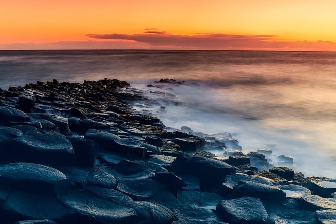 Giants Causeway and Northern Ireland Private Luxury Car Tour - Booking and Cancellation Policy