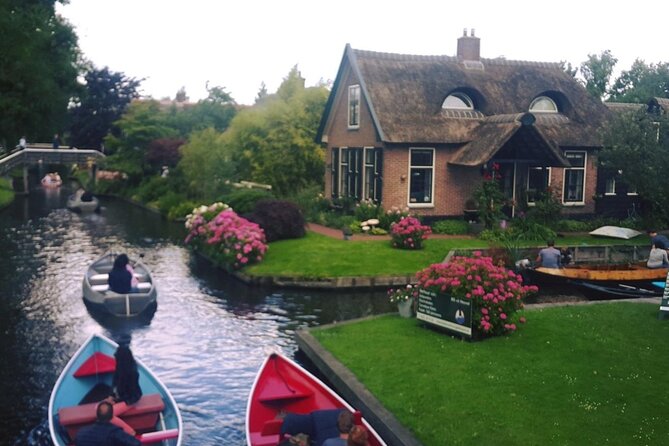 Giethoorn Small Group Tour - Cancellation Policy