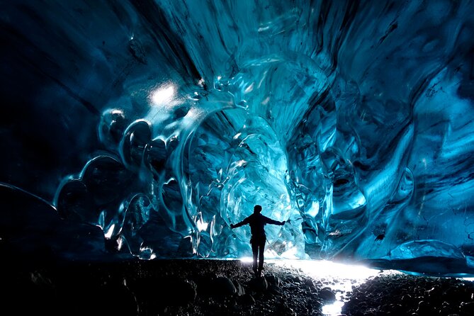 Glacier Hike to a Cave - Location and Duration of the Hike