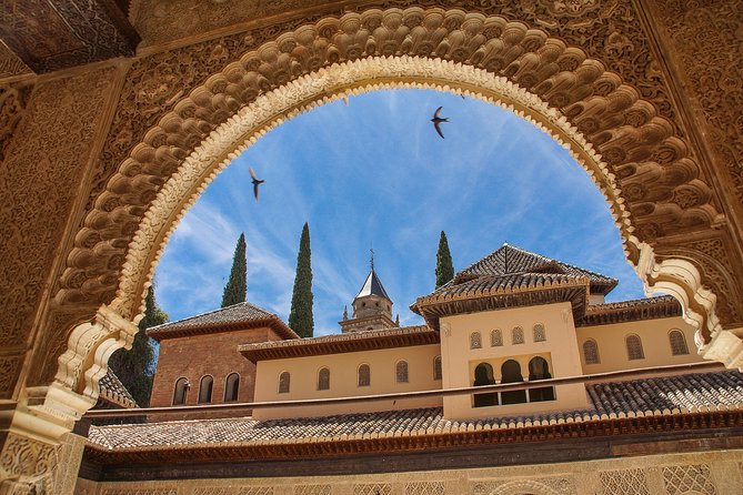 Granada Walking Tour - A Journey Through Time and Art - What To Expect