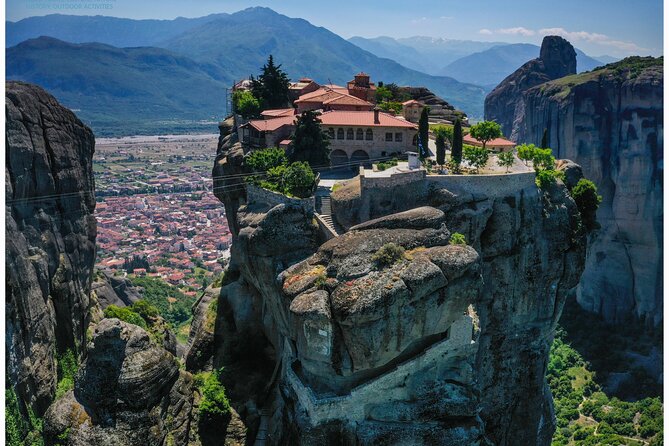 Guided All Day Tour to Meteora Rocks & Monasteries - Tour Inclusions and Exclusions