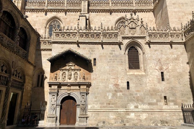 Guided Tour in Granada - Gosia Granada Guide - Pricing and Availability
