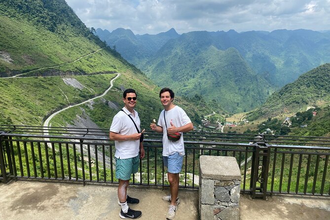 Ha Giang Tour 2 Days 1 Night, English Speaking Guide - Meals and Dining Options