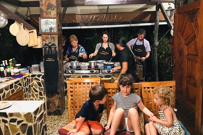 Half-Day Cooking Class and Ingredient Hunt From Khao Lak - Reviews