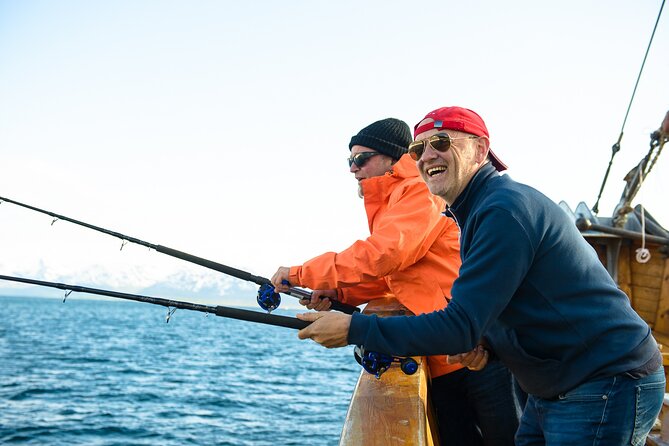 Half-Day Fishing & Fjord Cruise Adventure From Tromsø in Norway - Traditional Northern Norwegian Meal